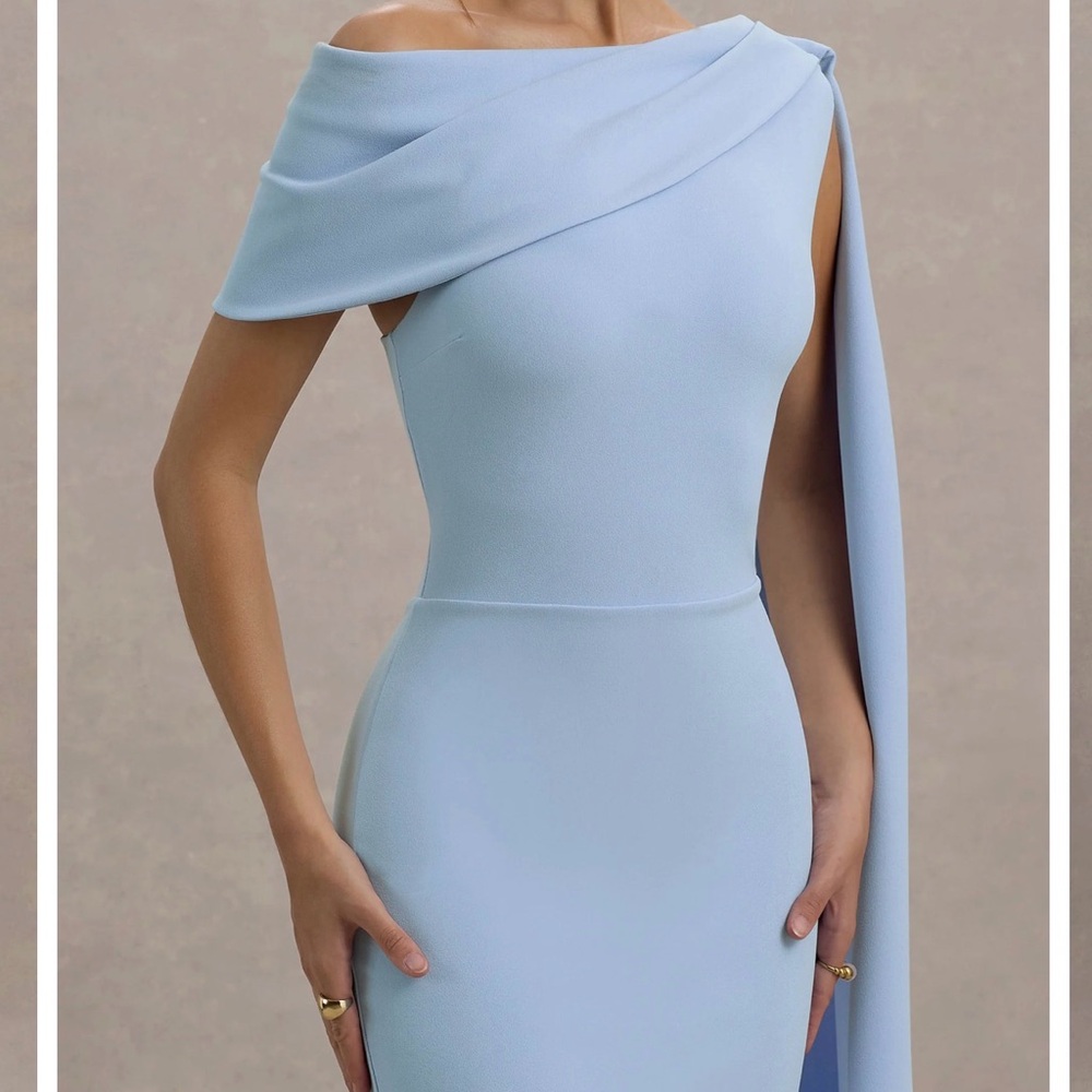 Club L London Asymmetrical Midi Light Blue Dress With Cape